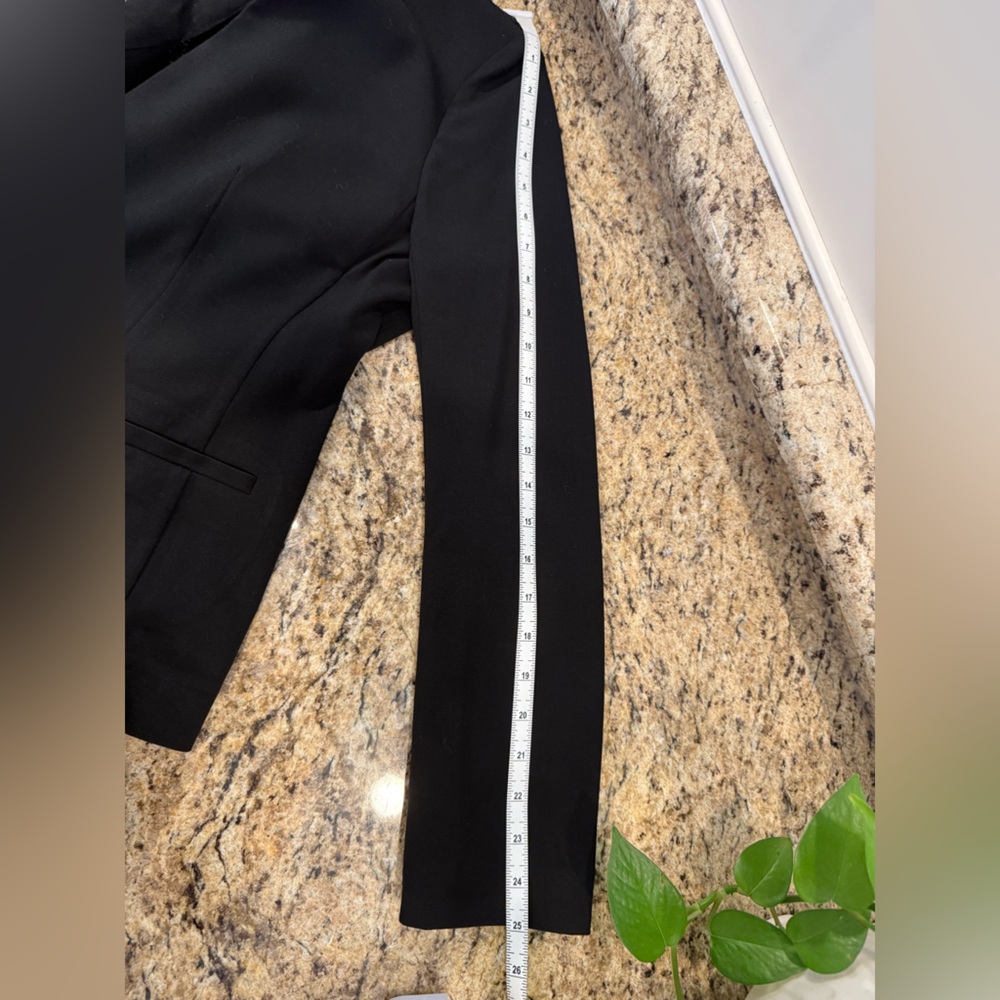 NWOT Kobi Halperin Claudia Black with Lace Back Detail Blazer– Size M - Picture 9 of 9